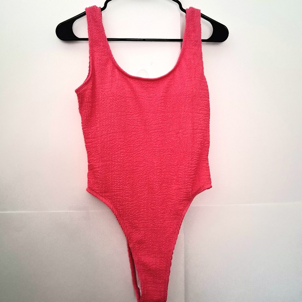HOT PINK Women's One Piece Swimsuit Size Medium